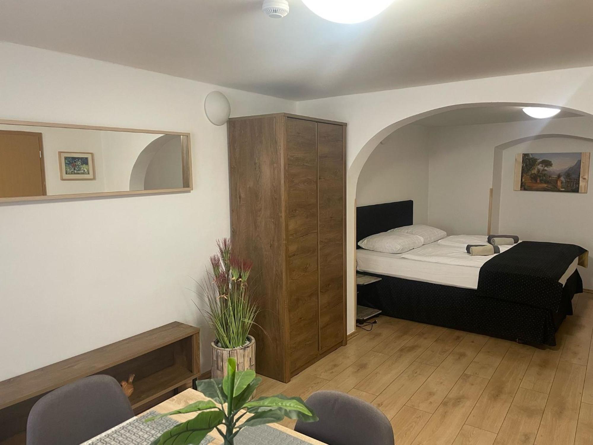 Apartamento U Zeleného jalovce Praga Exterior foto