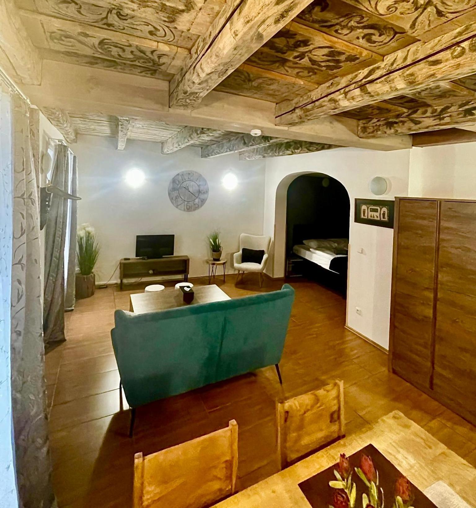 Apartamento U Zeleného jalovce Praga Exterior foto